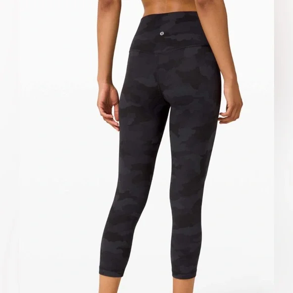 Lululemon Align Crop *21"
Heritage 365 Camo Deep Coal Multi - Picture 2 of 3